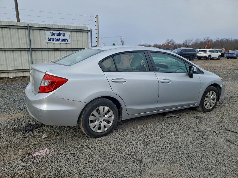 Photo 3 from auction – 2012 HONDA CIVIC LX with VIN 2HGFB2F59CH538510