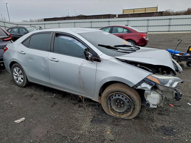 Фото 4 с аукциона – 2014 TOYOTA COROLLA L с VIN 5YFBURHE5EP080698