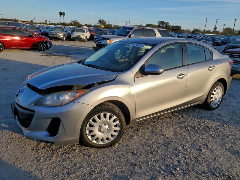 Photo 1 from auction – 2013 MAZDA 3 I with VIN JM1BL1U78D1812191