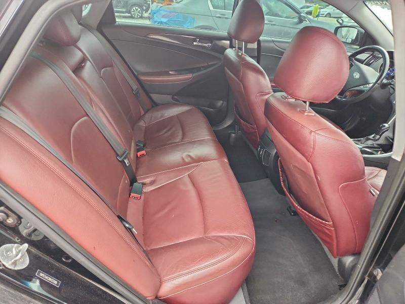 Photo 10 from auction – 2011 HYUNDAI SONATA SE with VIN 5NPEC4AC2BH221098