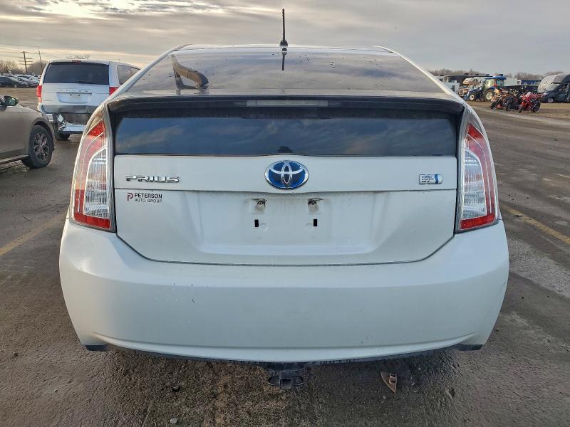 Photo 6 from auction – 2014 TOYOTA PRIUS with VIN JTDKN3DU0E0378349