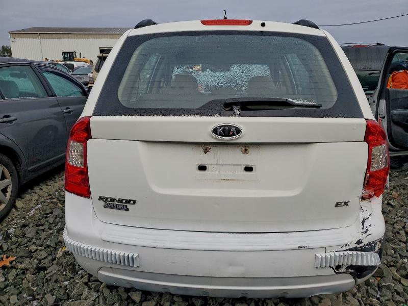 Photo 6 from auction – 2008 KIA RONDO BASE with VIN KNAFG525787146889