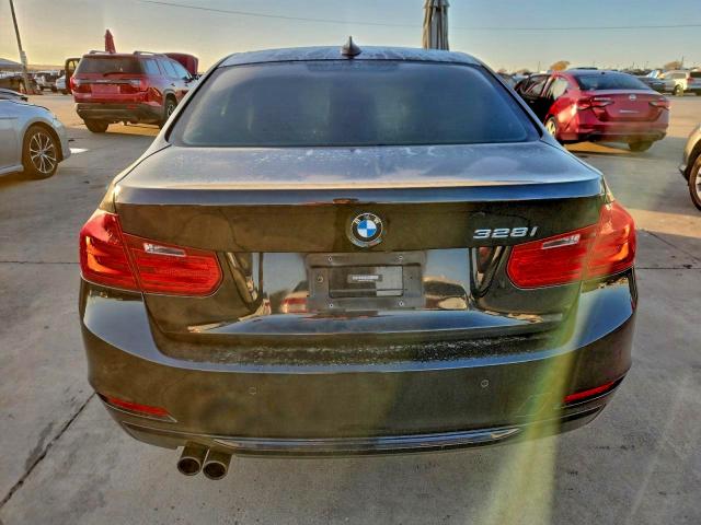Photo 6 from auction – 2013 BMW 328 I with VIN WBA3A5C57DF358355