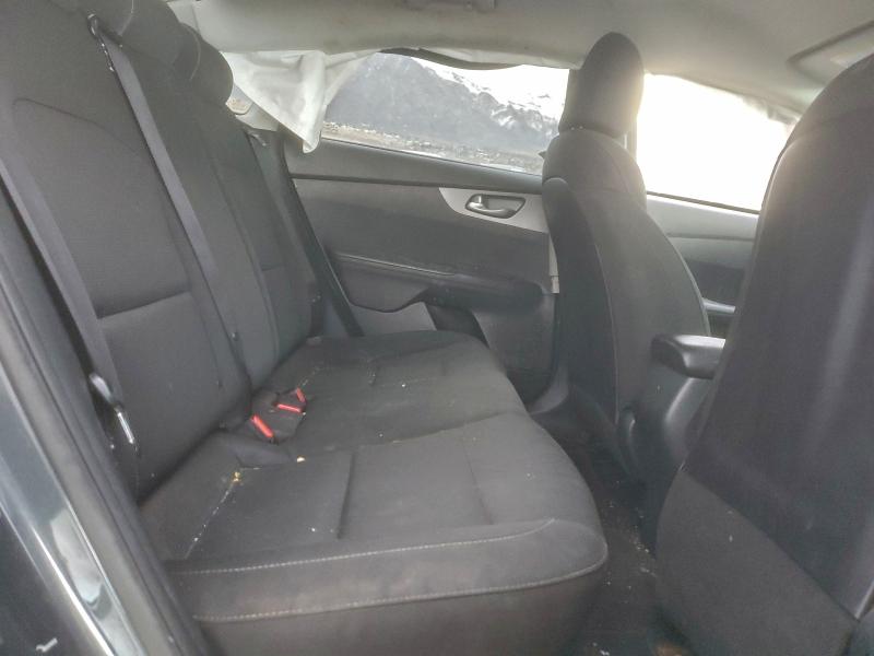 Photo 10 from auction – 2019 KIA FORTE FE with VIN 3KPF24AD8KE134746