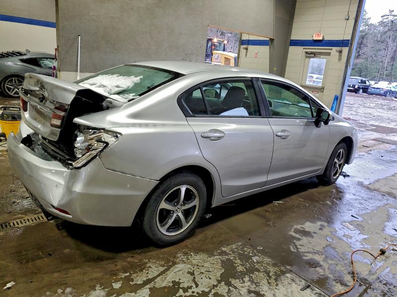 Photo 3 from auction – 2015 HONDA CIVIC SE with VIN 19XFB2F70FE036744