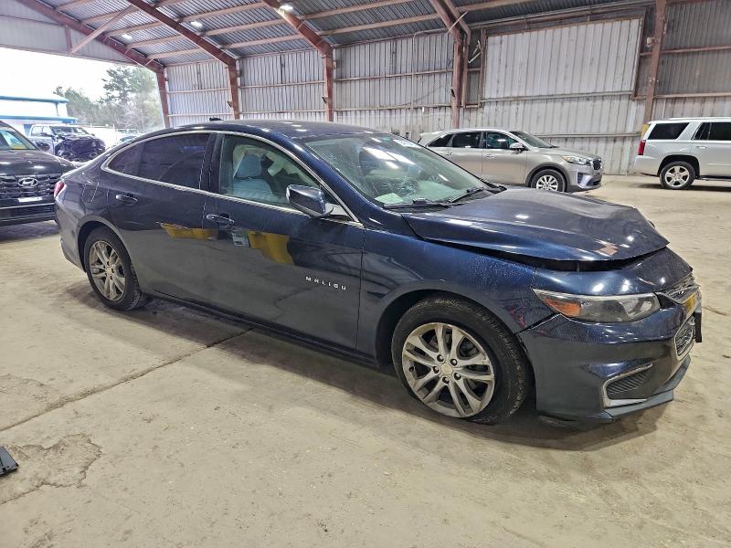 Photo 4 from auction – 2018 CHEVROLET MALIBU LT with VIN 1G1ZD5ST7JF185672