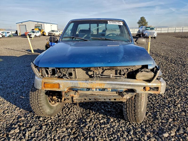 Photo 5 from auction – 1990 TOYOTA PICKUP 1/2 with VIN JT4RN01P7L7031522