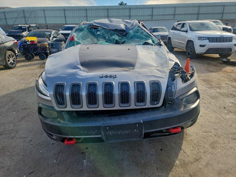 Photo 5 from auction – 2017 JEEP CHEROKEE T with VIN 1C4PJMBS8HW538858