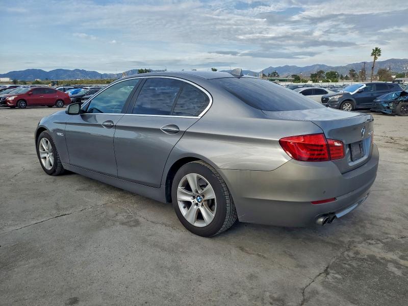 Photo 2 from auction – 2013 BMW 528 I with VIN WBAXG5C52DD234344