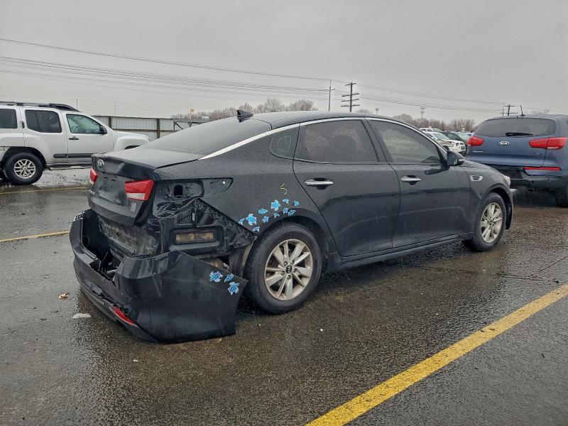 Photo 3 from auction – 2018 KIA OPTIMA LX with VIN 5XXGT4L36JG182242