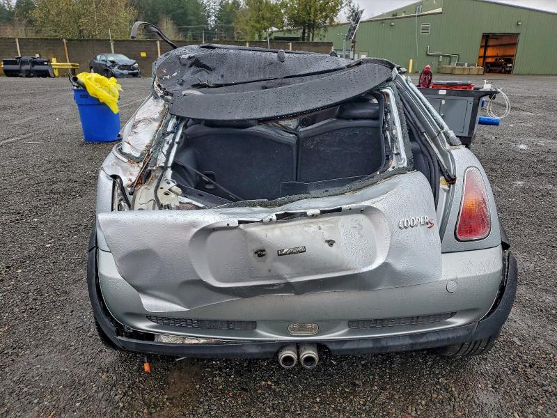Фото 6 с аукциона – 2003 MINI COOPER S с VIN WMWRE33423TD70426