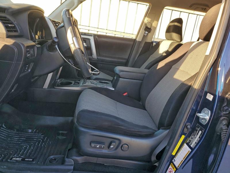 Photo 7 from auction – 2015 TOYOTA 4RUNNER SR with VIN JTEZU5JR4F5104309