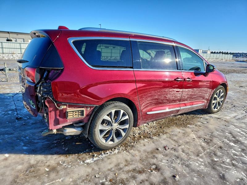 Photo 3 from auction – 2017 CHRYSLER PACIFICA L with VIN 2C4RC1GG8HR555142