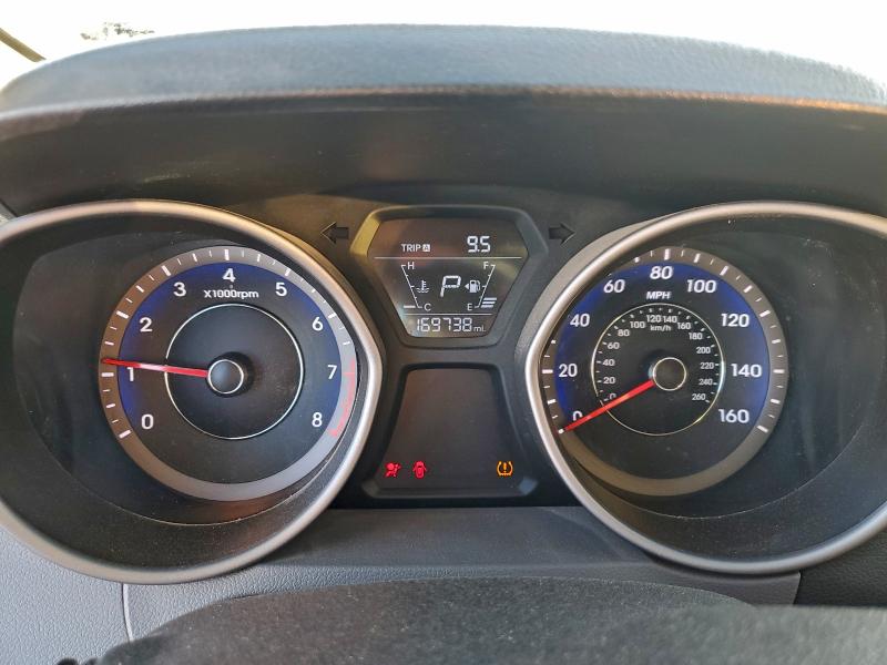 Photo 9 from auction – 2014 HYUNDAI ELANTRA SE with VIN KMHDH4AEXEU040383