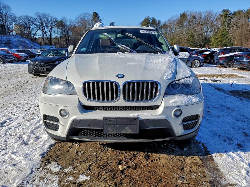 Photo 5 from auction – 2013 BMW X5 XDRIVE3 with VIN 5UXZV4C53D0B22382