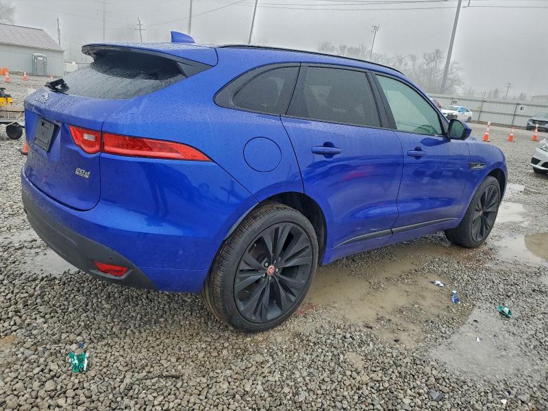 Photo 3 from auction – 2018 JAGUAR F-PACE R - with VIN SADCL2FN6JA294376