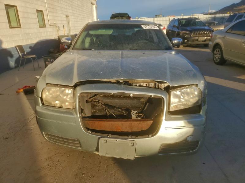 Photo 5 from auction – 2006 CHRYSLER 300 with VIN 2C3KA43R46H418271