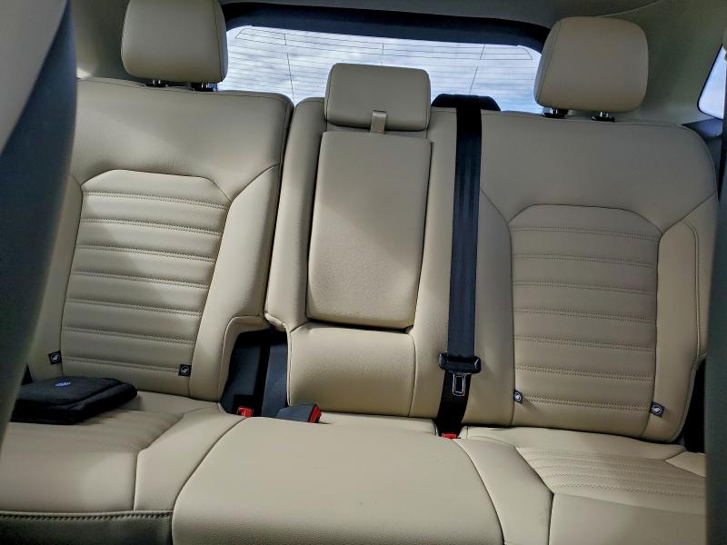 Photo 10 from auction – 2020 FORD EDGE SEL with VIN 2FMPK3J90LBA47518