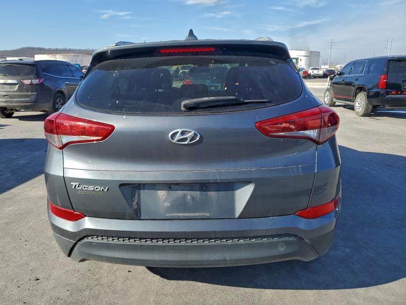 Photo 6 from auction – 2018 HYUNDAI TUCSON with VIN KM8J33A41JU836095