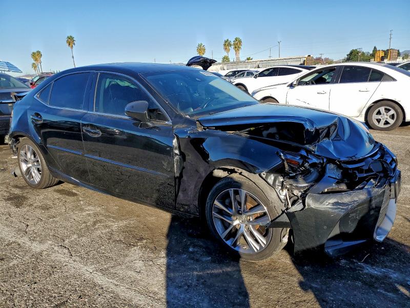 Photo 4 from auction – 2020 LEXUS IS with VIN JTHDA1D28L5106458