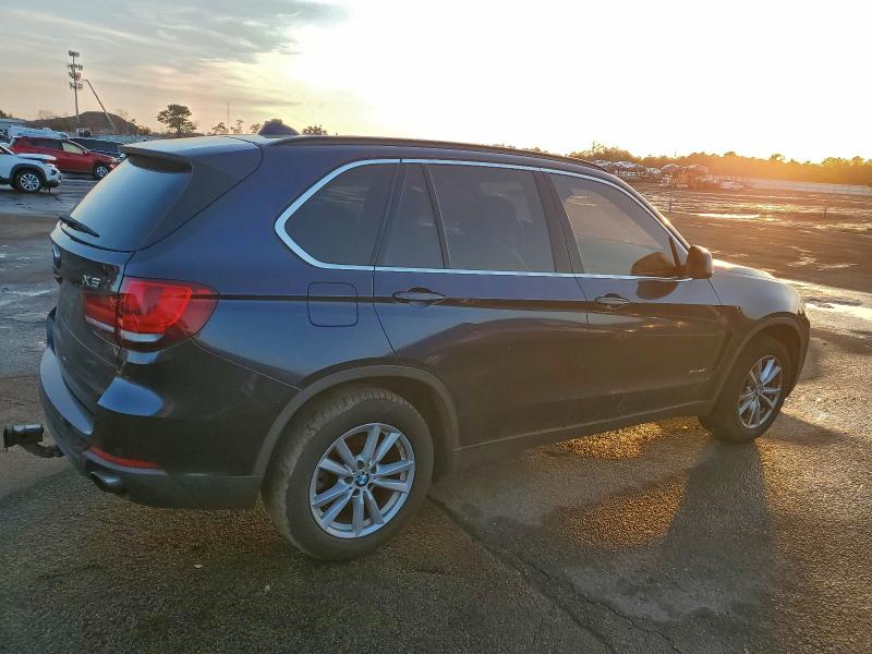 Photo 3 from auction – 2015 BMW X5 XDRIVE3 with VIN 5UXKR0C57F0K68881