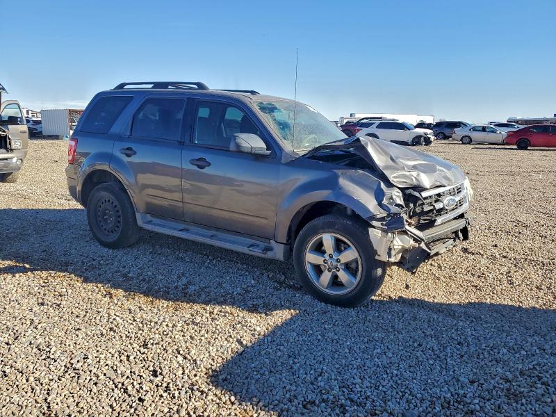 Photo 4 from auction – 2010 FORD ESCAPE XLT with VIN 1FMCU0D79AKA05224