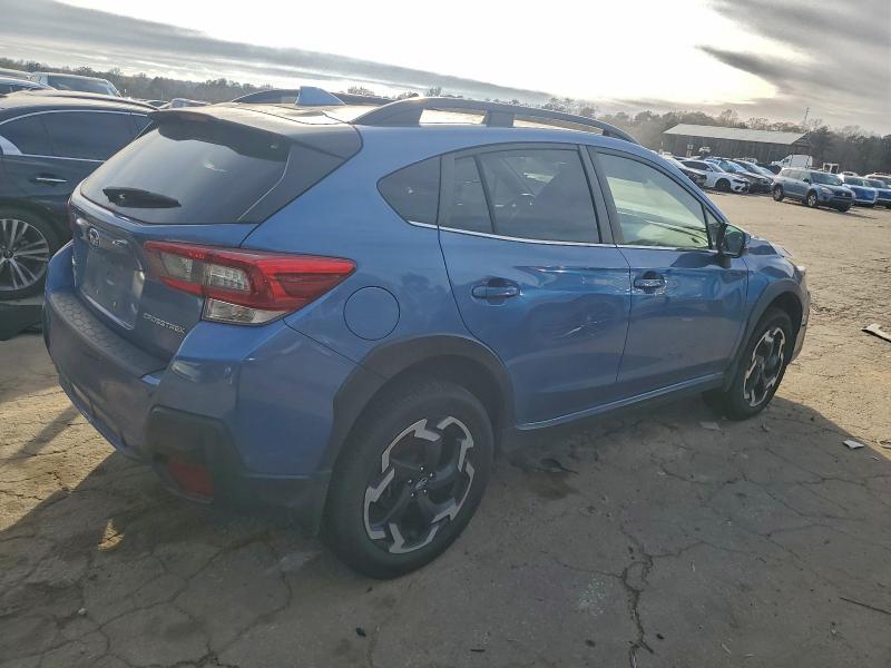 Photo 3 from auction – 2023 SUBARU CROSSTREK with VIN JF2GTHMCXPH228125
