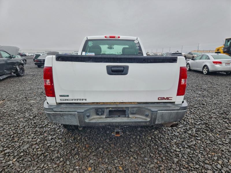 Photo 6 from auction – 2007 CHEVROLET SILVERADO with VIN 1GCHK29K57E573244