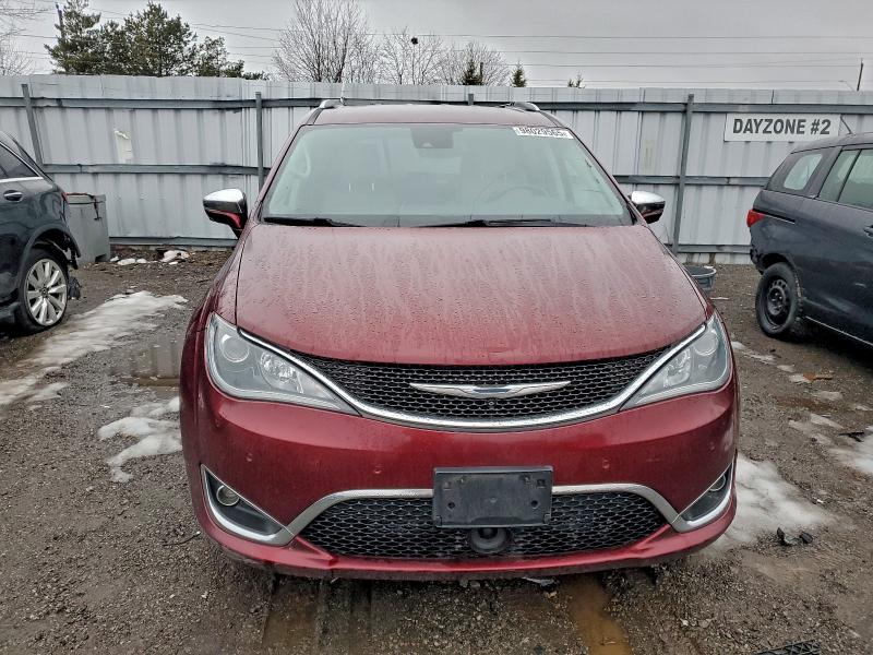 Photo 5 from auction – 2017 CHRYSLER PACIFICA L with VIN 2C4RC1GGXHR683513