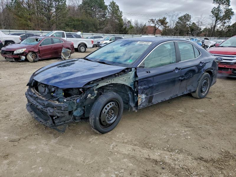 TOYOTA CAMRY LE 2021 with VIN 4T1H31AK0MU019948 - Photo from auction