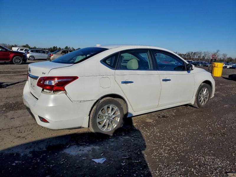 Photo 3 from auction – 2016 NISSAN SENTRA S with VIN 3N1AB7AP3GY212686