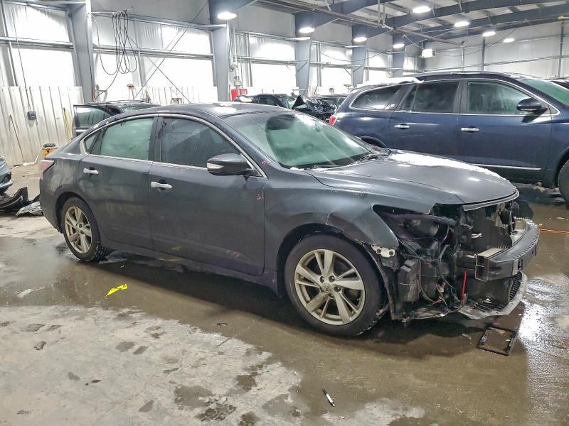Photo 4 from auction – 2015 NISS ALTIMA with VIN 1N4AL3AP1FN883245