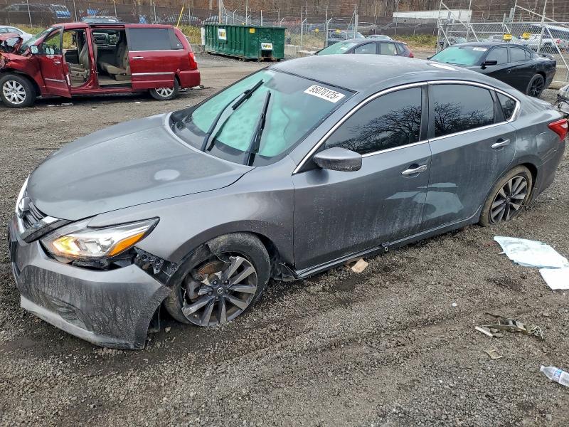 NISSAN ALTIMA 2.5 2017 with VIN 1N4AL3AP7HC190338 - Photo from auction