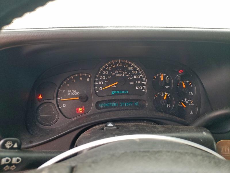 Photo 9 from auction – 2003 GMC NEW SIERRA with VIN 2GTEK19T631318376