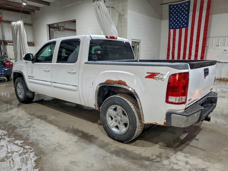 Photo 2 from auction – 2011 GMC SIERRA K15 with VIN 3GTP2VE30BG314769