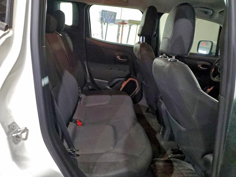 Photo 10 from auction – 2016 JEEP RENEGADE L with VIN ZACCJBBT9GPD36859