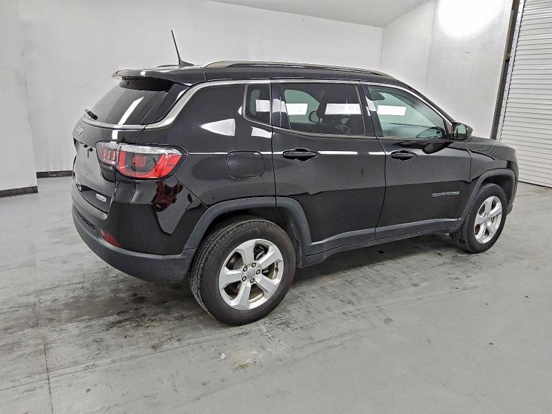 Photo 3 from auction – 2020 JEEP COMPASS LA with VIN 3C4NJDBB8LT150079