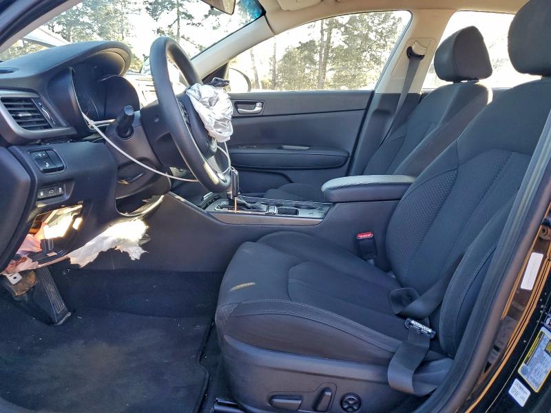 Photo 7 from auction – 2017 KIA OPTIMA with VIN 5XXGT4L32HG136594
