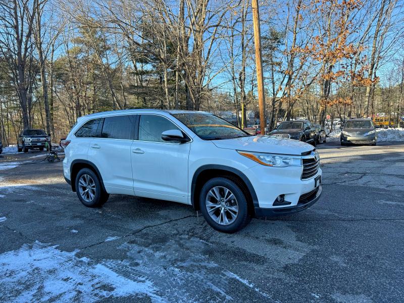 TOYOTA HIGHLANDER 2014 with VIN 5TDJKRFH3ES032123 - Photo from auction