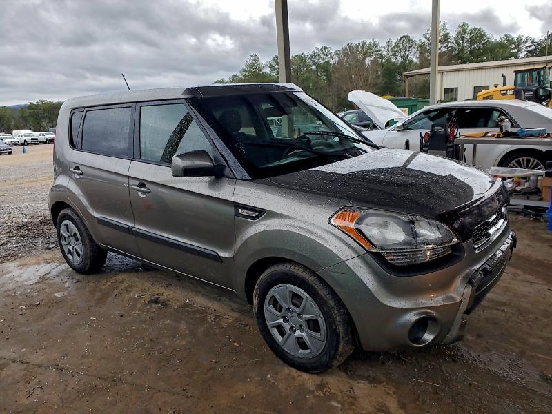 Photo 4 from auction – 2013 KIA SOUL with VIN KNDJT2A50D7607787