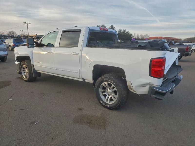 Photo 2 from auction – 2018 CHEVROLET SILVERADO with VIN 3GCUKREC7JG242798