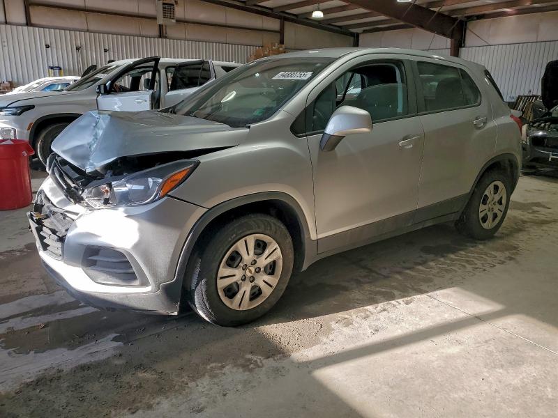 CHEVROLET TRAX LS 2018 with VIN 3GNCJKSB7JL393267 - Photo from auction