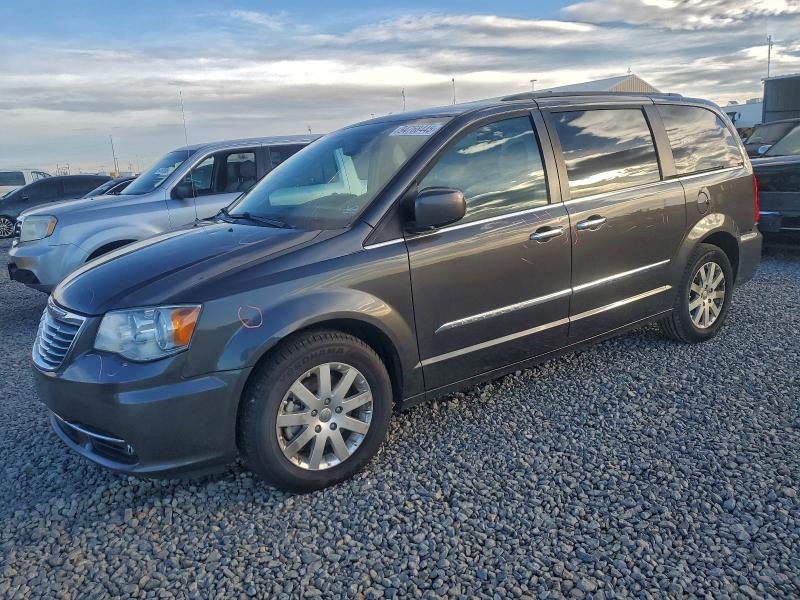 Photo 1 from auction – 2016 CHRYSLER TOWN & COU with VIN 2C4RC1BG1GR269722