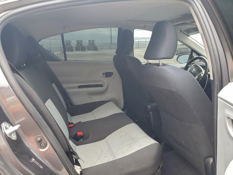Photo 10 from auction – 2012 TOYOTA PRIUS C with VIN JTDKDTB32C1004152
