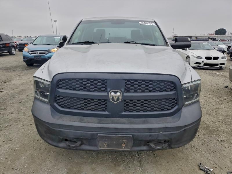 Photo 5 from auction – 2016 RAM 1500 ST with VIN 1C6RR7KM4GS320434