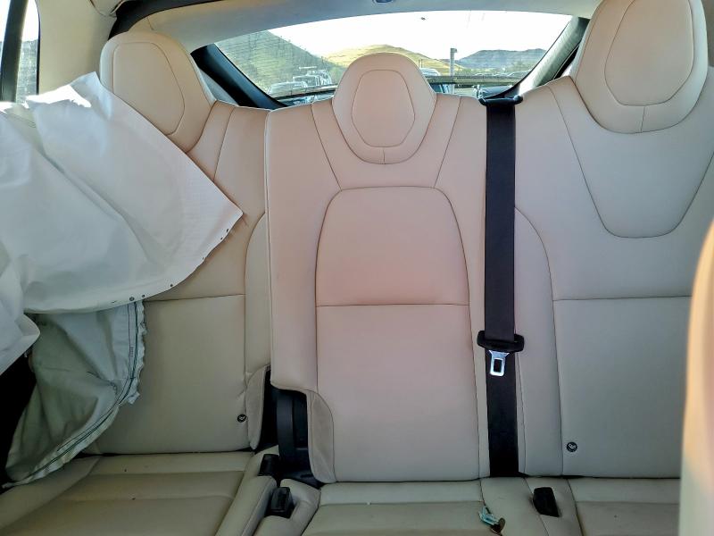 Photo 10 from auction – 2018 TESLA MODEL X with VIN 5YJXCAE23JF089751