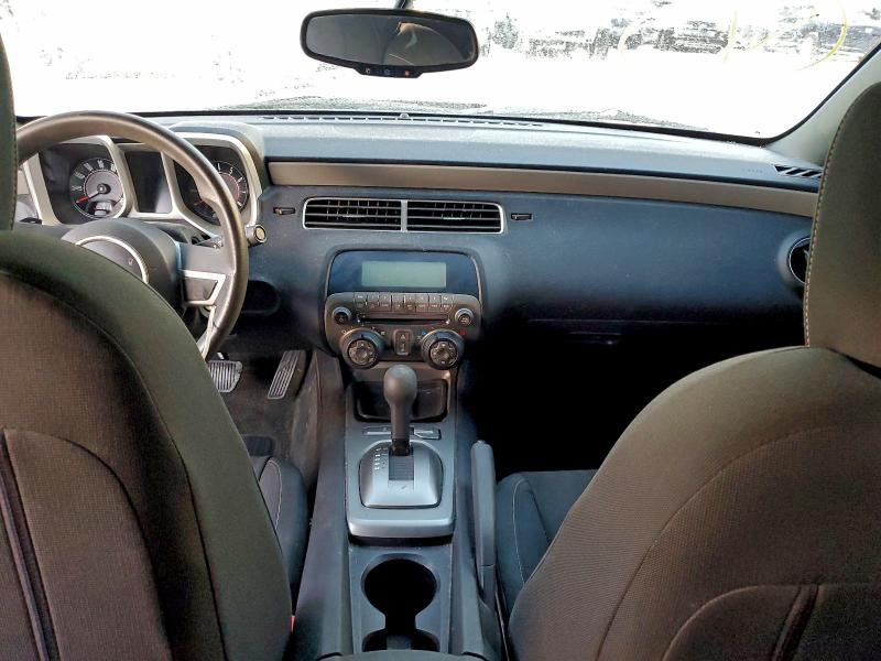 Photo 8 from auction – 2011 CHEVROLET CAMARO LS with VIN 2G1FA1EDXB9153205