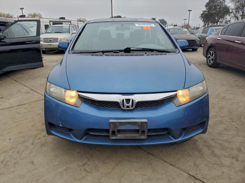 Photo 5 from auction – 2011 HONDA CIVIC LX with VIN 2HGFA1F50BH544448