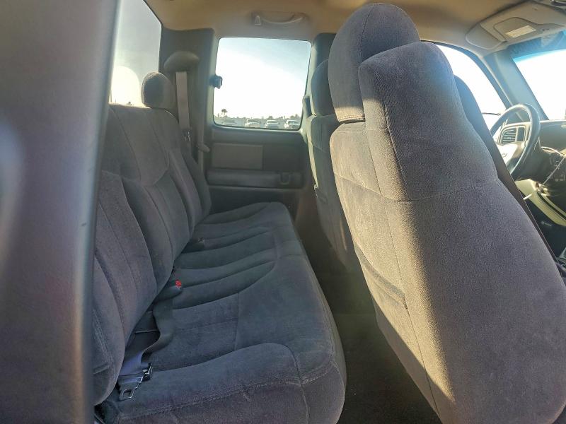 Photo 10 from auction – 2000 CHEVROLET SILVERADO with VIN 2GCEC19T5Y1258823