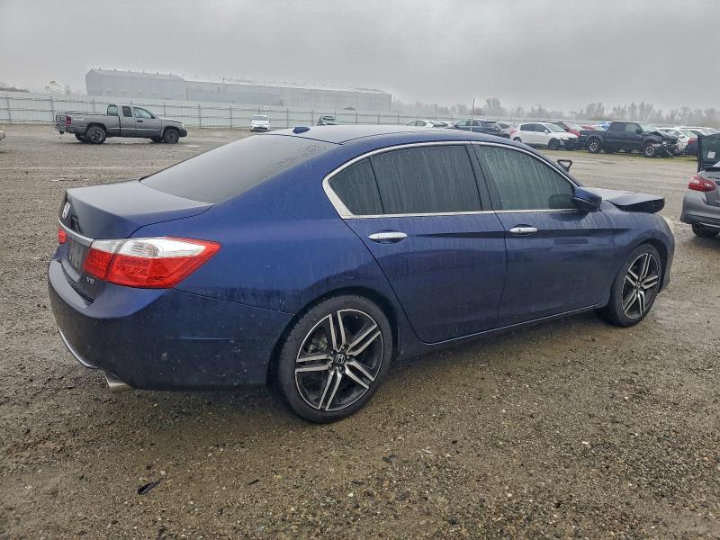 Photo 3 from auction – 2015 HONDA ACCORD with VIN 1HGCR3F85FA000145